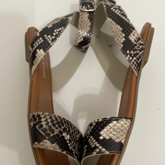 Sun + Stone Snake Adjustable Ankle Strap Sandals size 7 - Picture 10 of 10